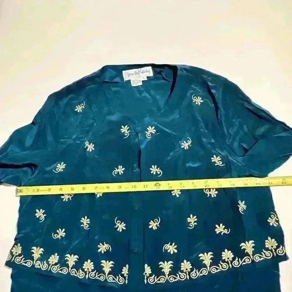 Diane Von Furstenberg Vintage Womens Top Blouse Teal 100% Silk Embroidered Large - Picture 4 of 9
